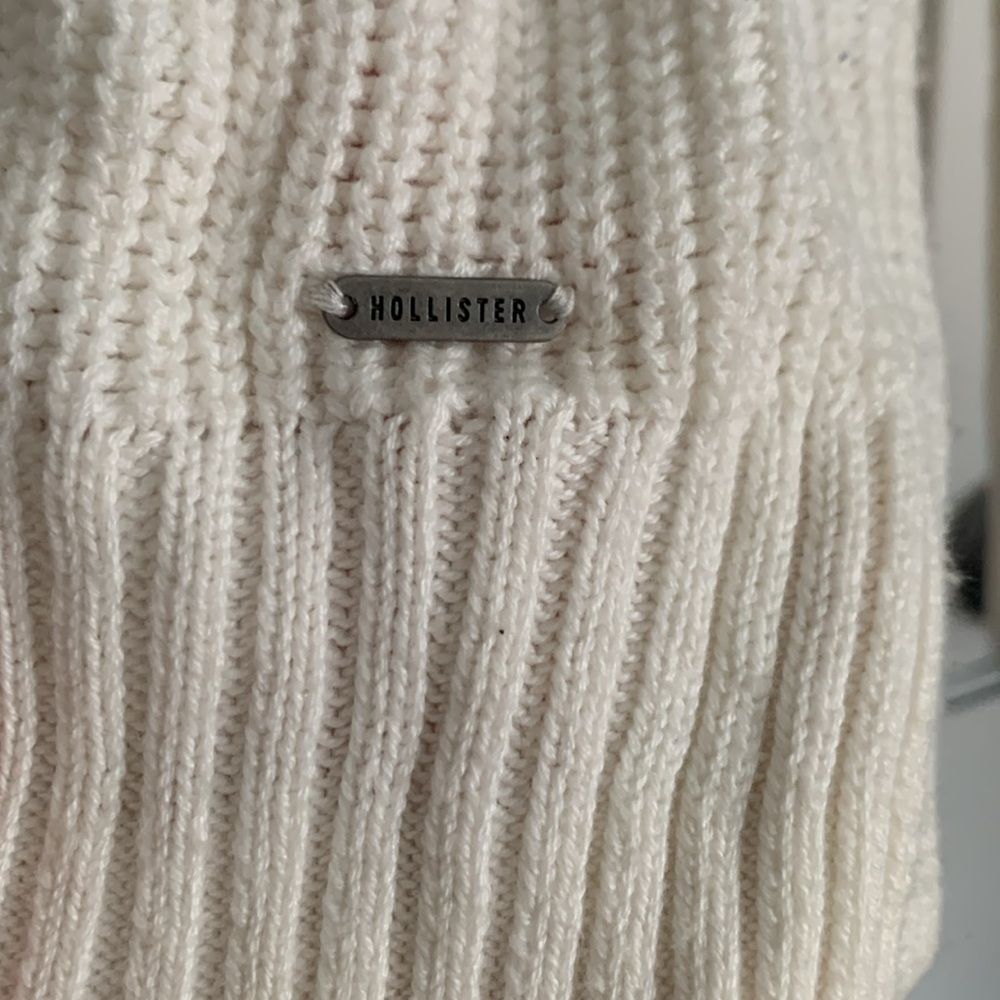 Sweater - Picture 2 of 4